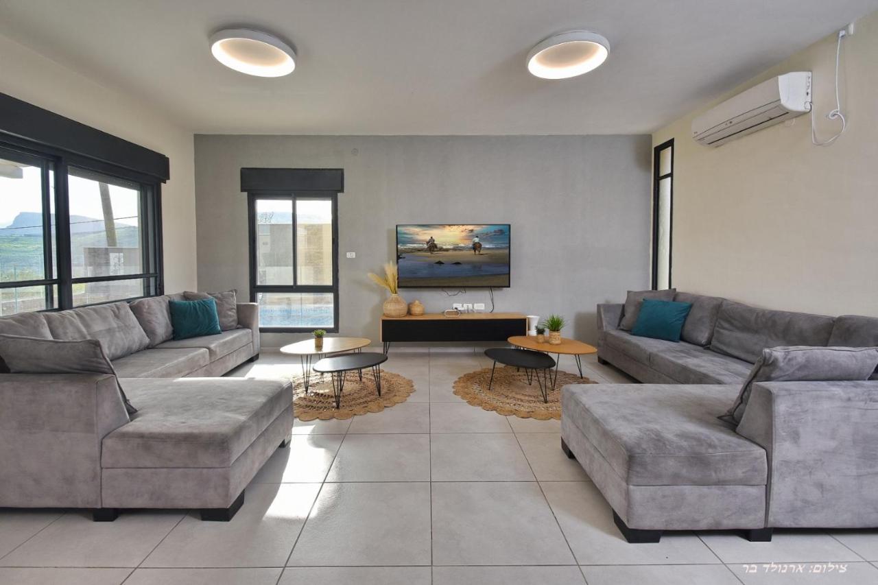 Villa וילה מגדלא Exterior foto