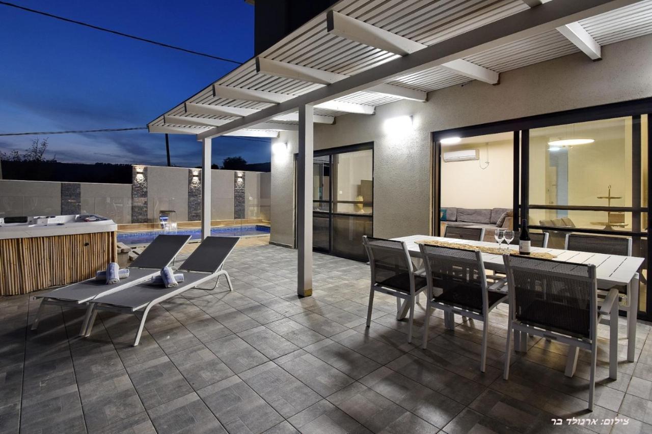 Villa וילה מגדלא Exterior foto