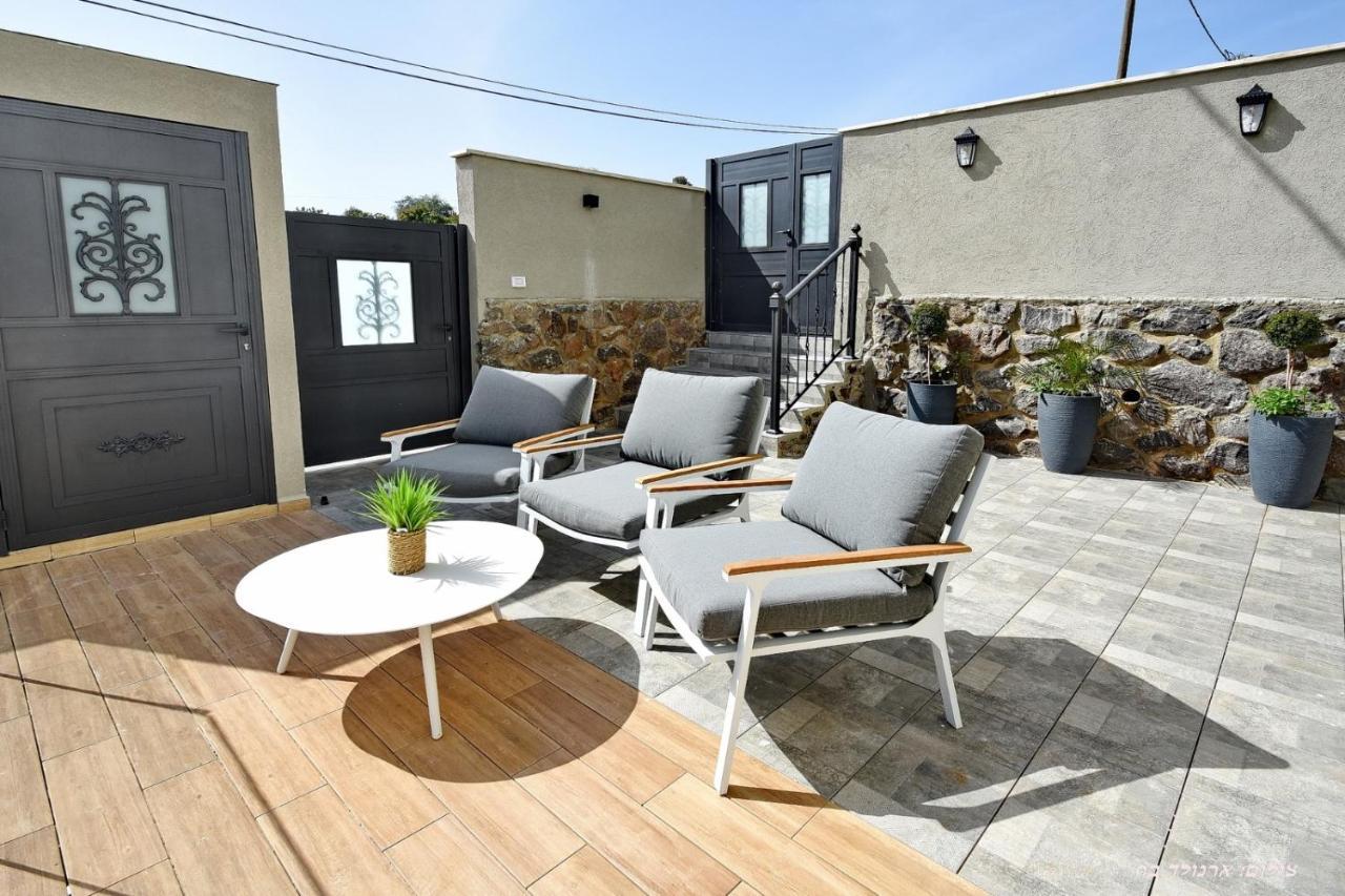 Villa וילה מגדלא Exterior foto